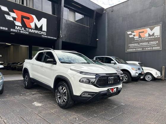 FIAT TORO 1.3 TURBO 270 FLEX FREEDOM AT6 FIAT TORO 1.3 TURBO 270 FLEX FREEDOM AT6